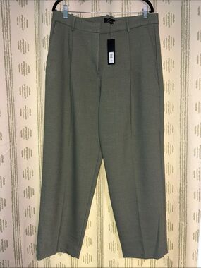 Banana Republic Women’s Sage Green Dress Pants
